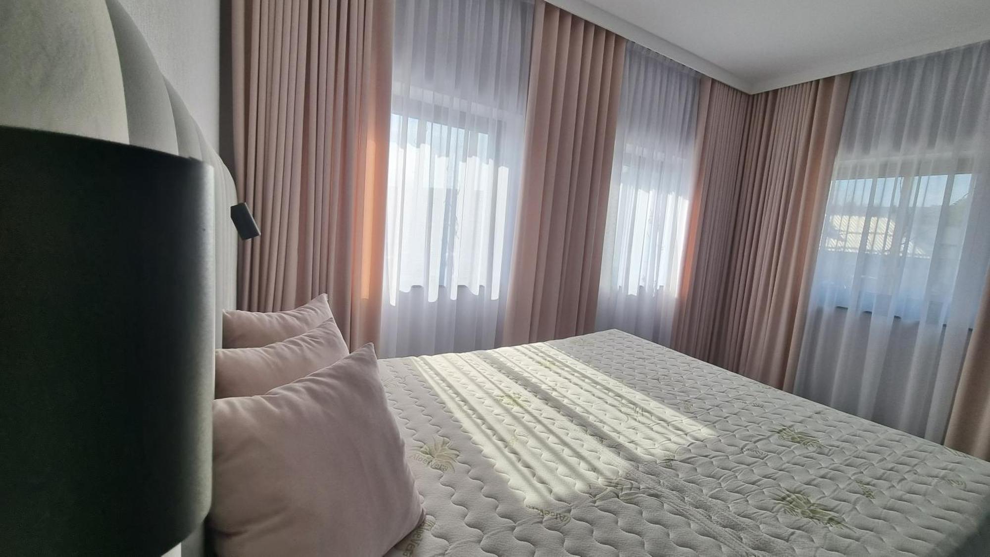 Piotrus Pan Hotel Brzesko Exterior photo