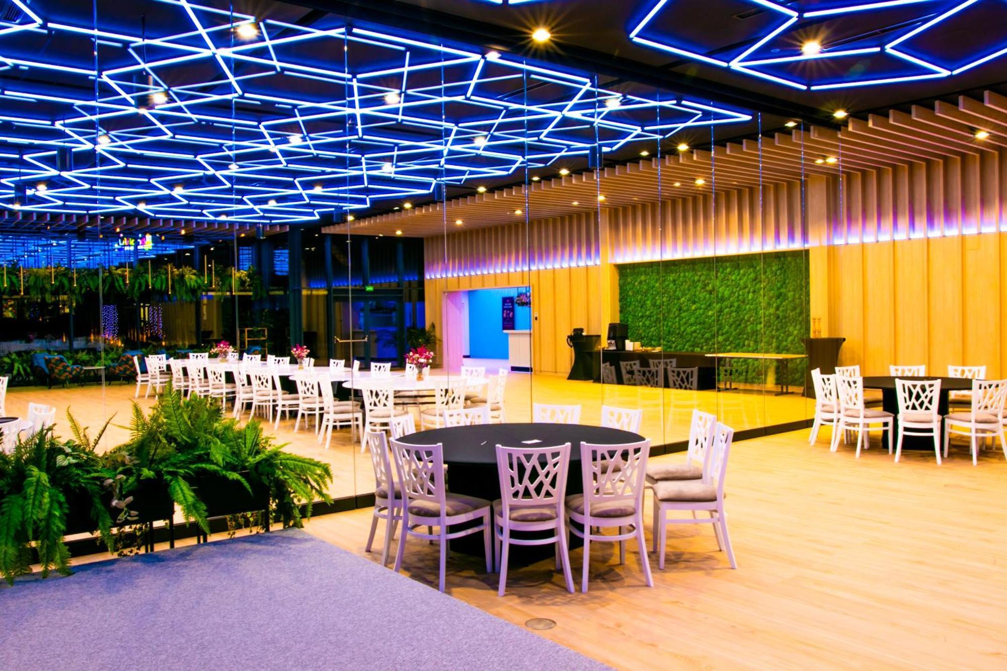 Piotrus Pan Hotel Brzesko Exterior photo